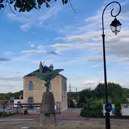 Cozy - Quiet And Greenery Nearby Suresnes